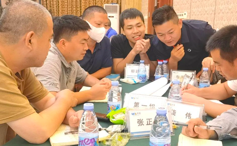 華美科技“班組長能力提升”培養(yǎng)項目開營儀式暨《班組長角色認(rèn)知》專題培訓(xùn)順利開展
